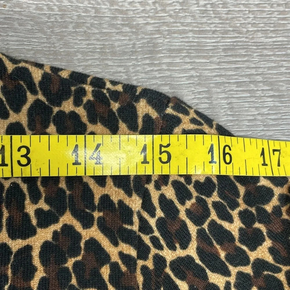 NWOT J. Crew Leopard Print Crewneck Raglan Sleeve Sweatshirt XS - Picture 6 of 15
